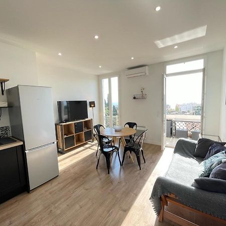 Nice Renting - Cambrai - Luxurious Sea View Terrasse - King Bed - Parking - Ac - Fully Equipped エクステリア 写真