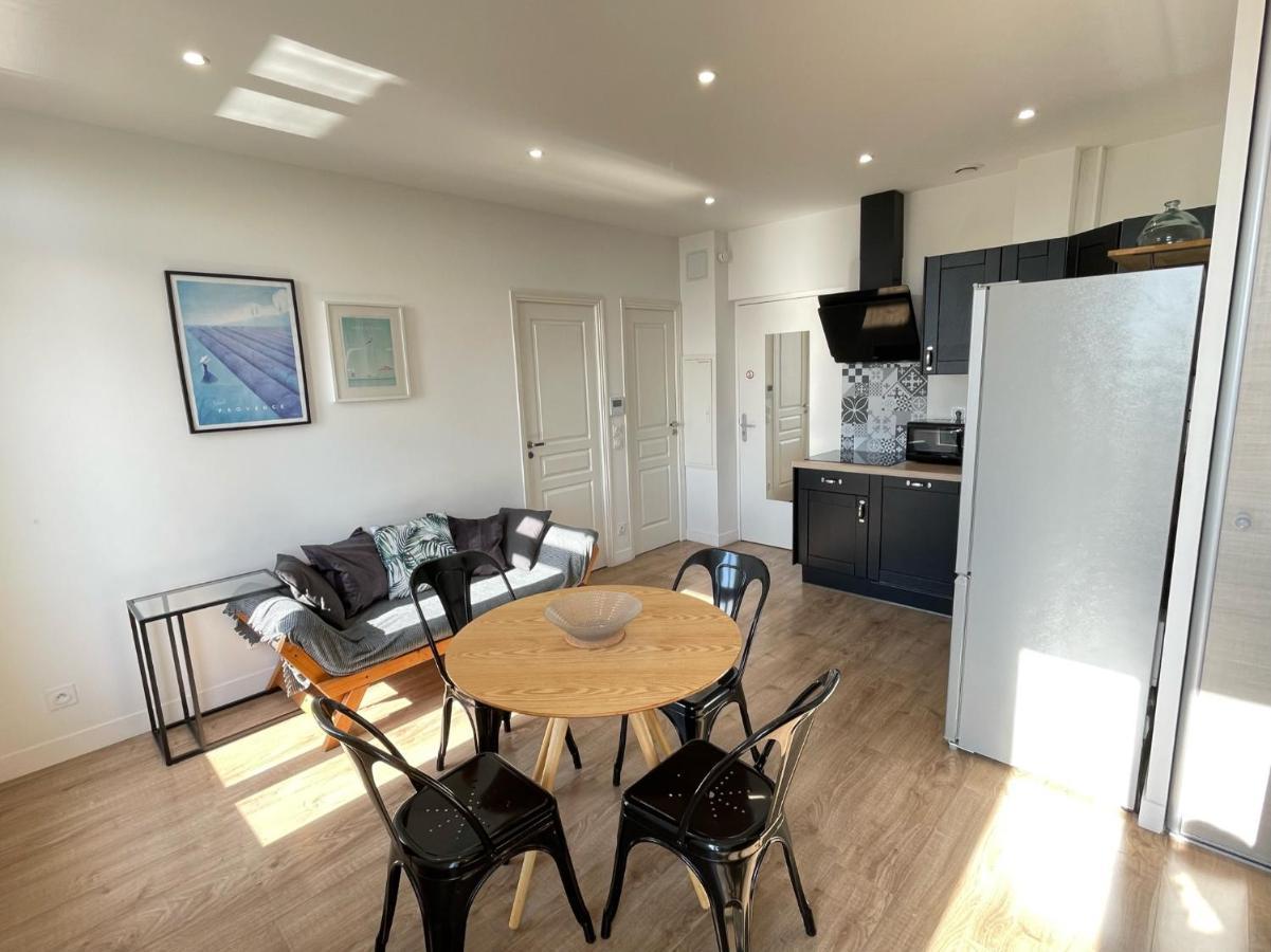 Nice Renting - Cambrai - Luxurious Sea View Terrasse - King Bed - Parking - Ac - Fully Equipped エクステリア 写真